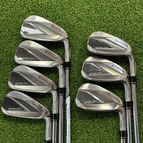 TaylorMade Stealth Golf Irons - Used Mens / Right Handed / 4-PW (7 clubs) / Stiff